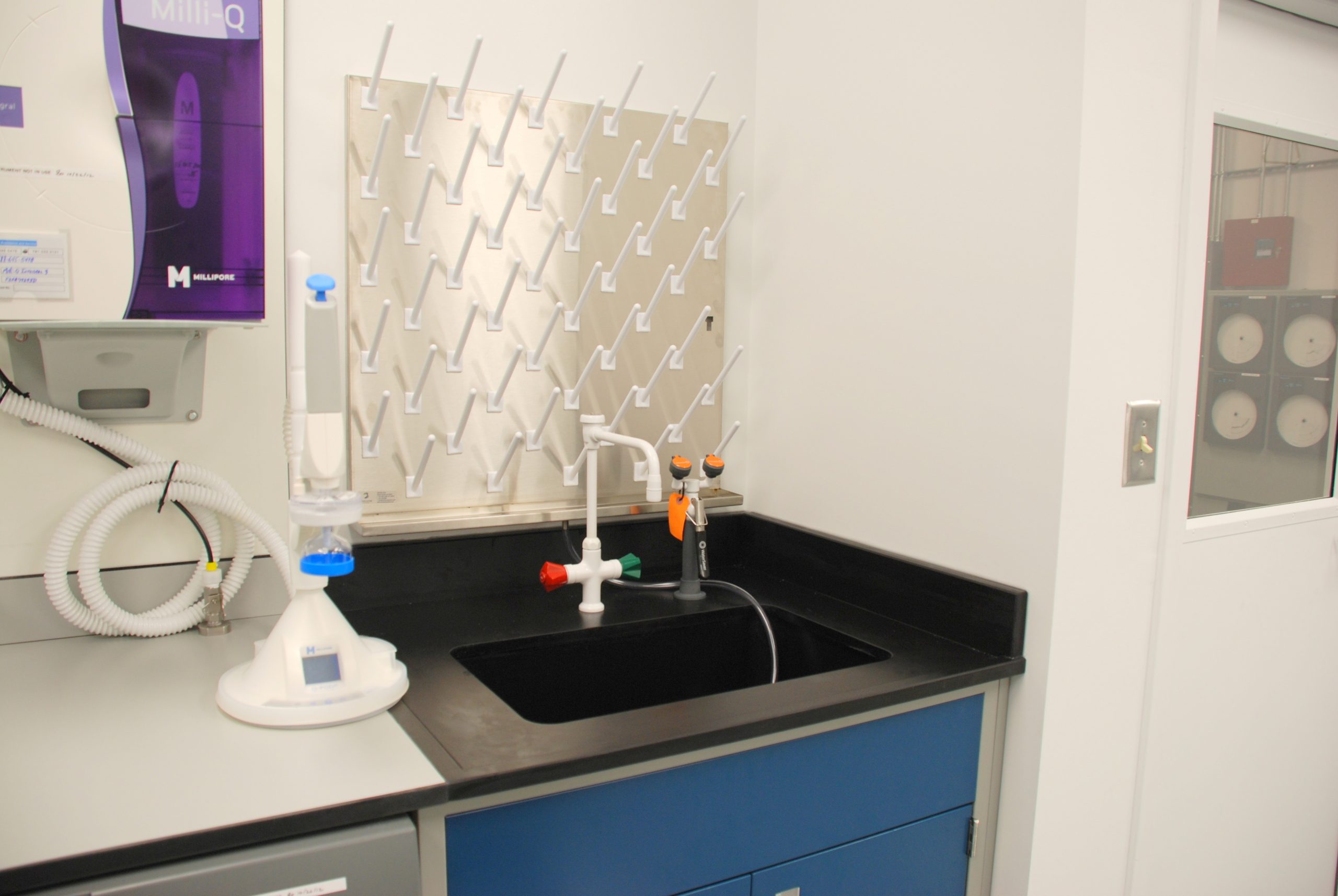 Sink & S.S. Pegboard (1)