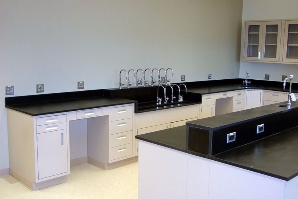 How Much Do Epoxy Resin Lab Countertops Cost?
