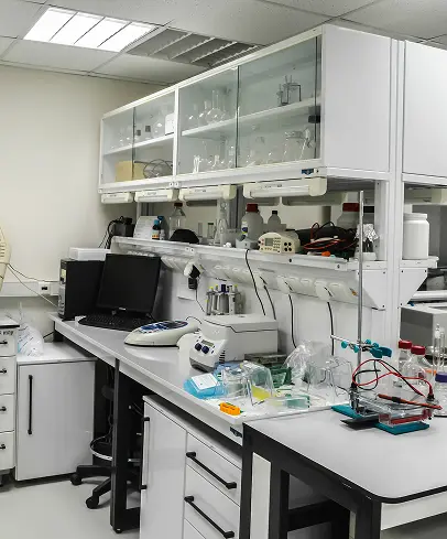 lab-furniture-img