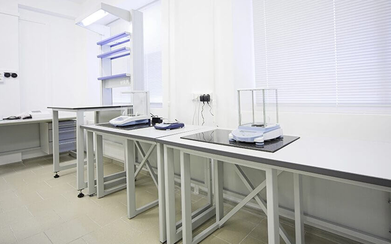 laboratory-balance-table-101-features-and-importance