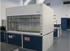 laboratory-fume-hoods-and-enclosures-img