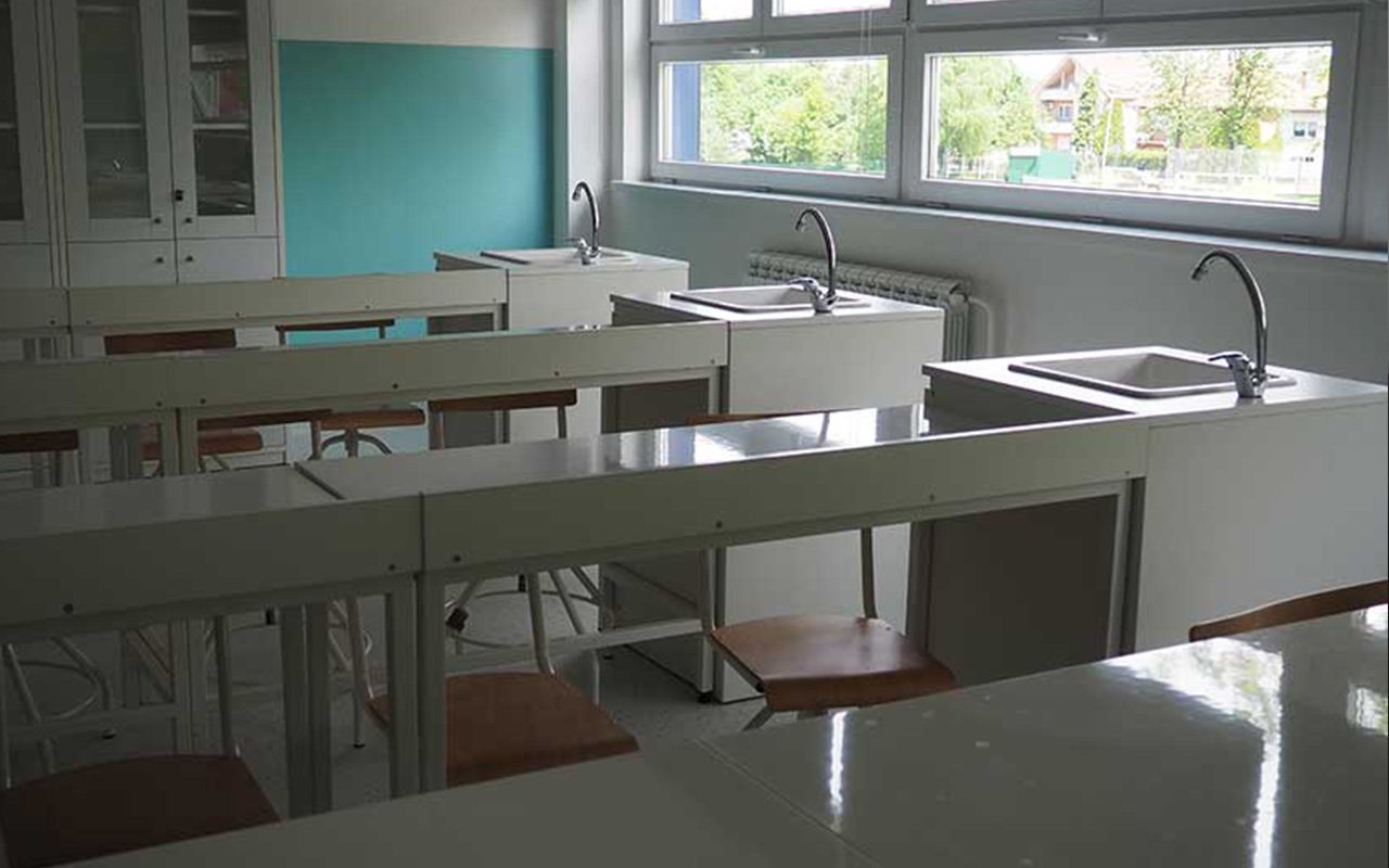 Types Of Science Lab Furniture For Schools